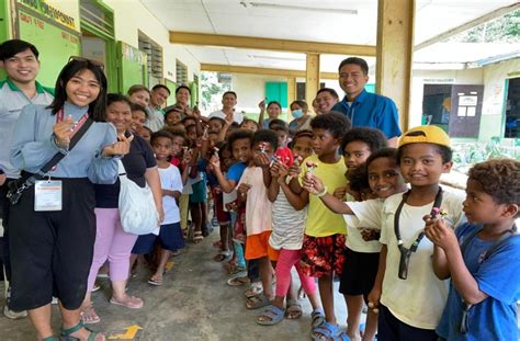 philhealth olongapo photos|Bringing PhilHealth services across lakes and mountains.